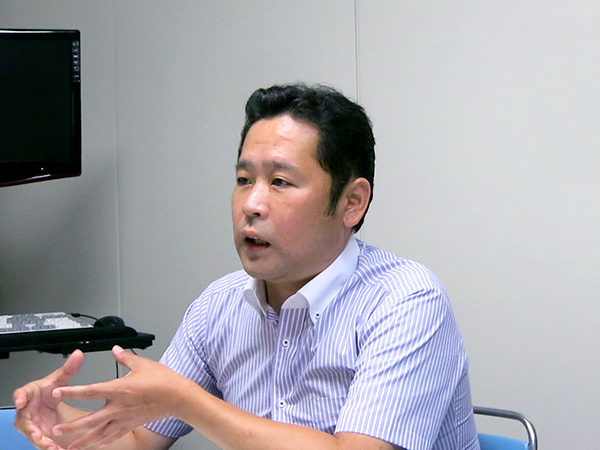 インタビューに応じていただいた高野隆一 様