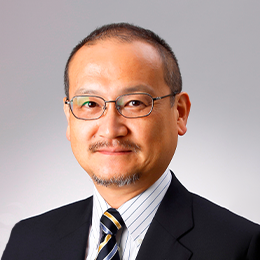 足立 修氏