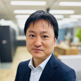 小川 暁央